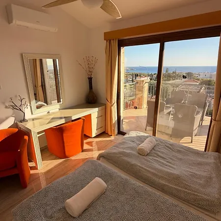 Vila 4-bedroom With Private Pool & Citrus Garden Pegeia