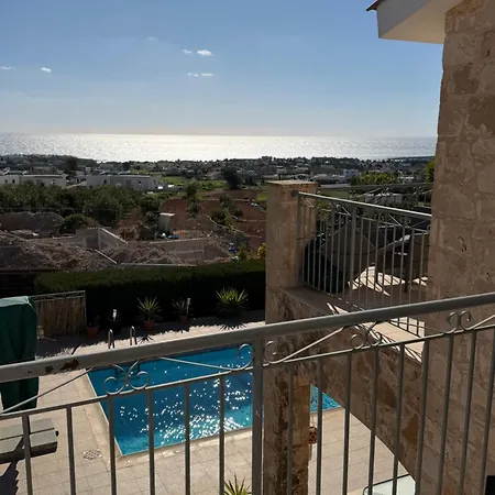 4-bedroom With Private Pool & Citrus Garden