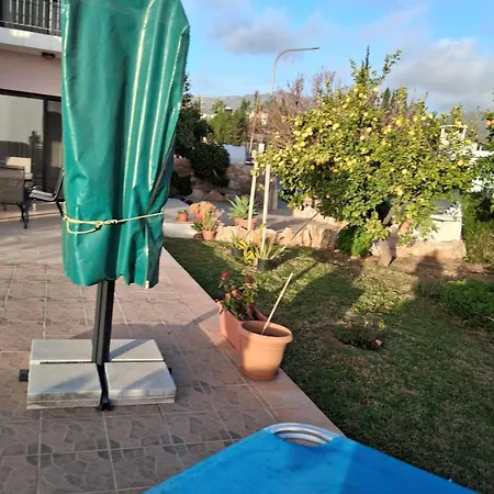 4-bedroom With Private Pool & Citrus Garden *